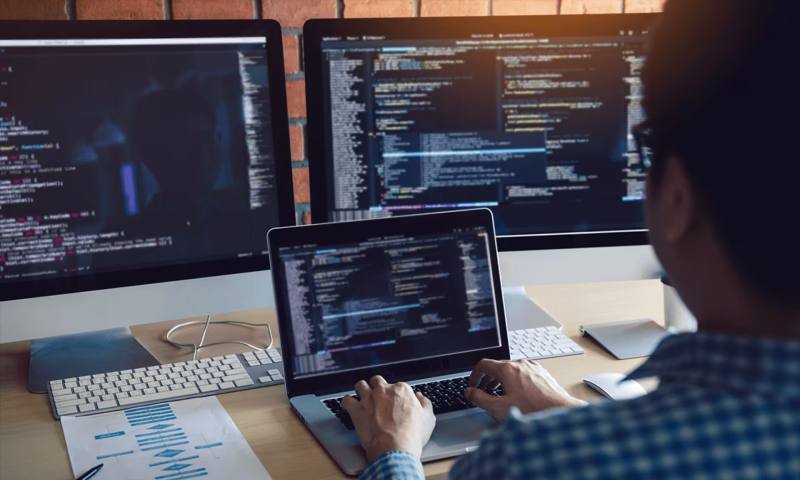 数据科学选型：R与Python如何赋能盖州市网站建设？